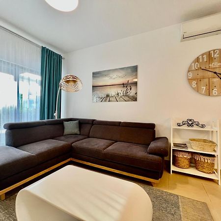 Appartamento Acacia Hill A3 Ðenovići Esterno foto