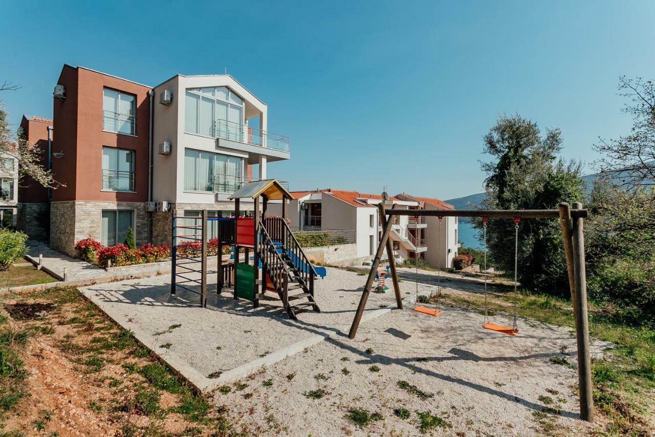 Appartamento Acacia Hill A3 Ðenovići Esterno foto