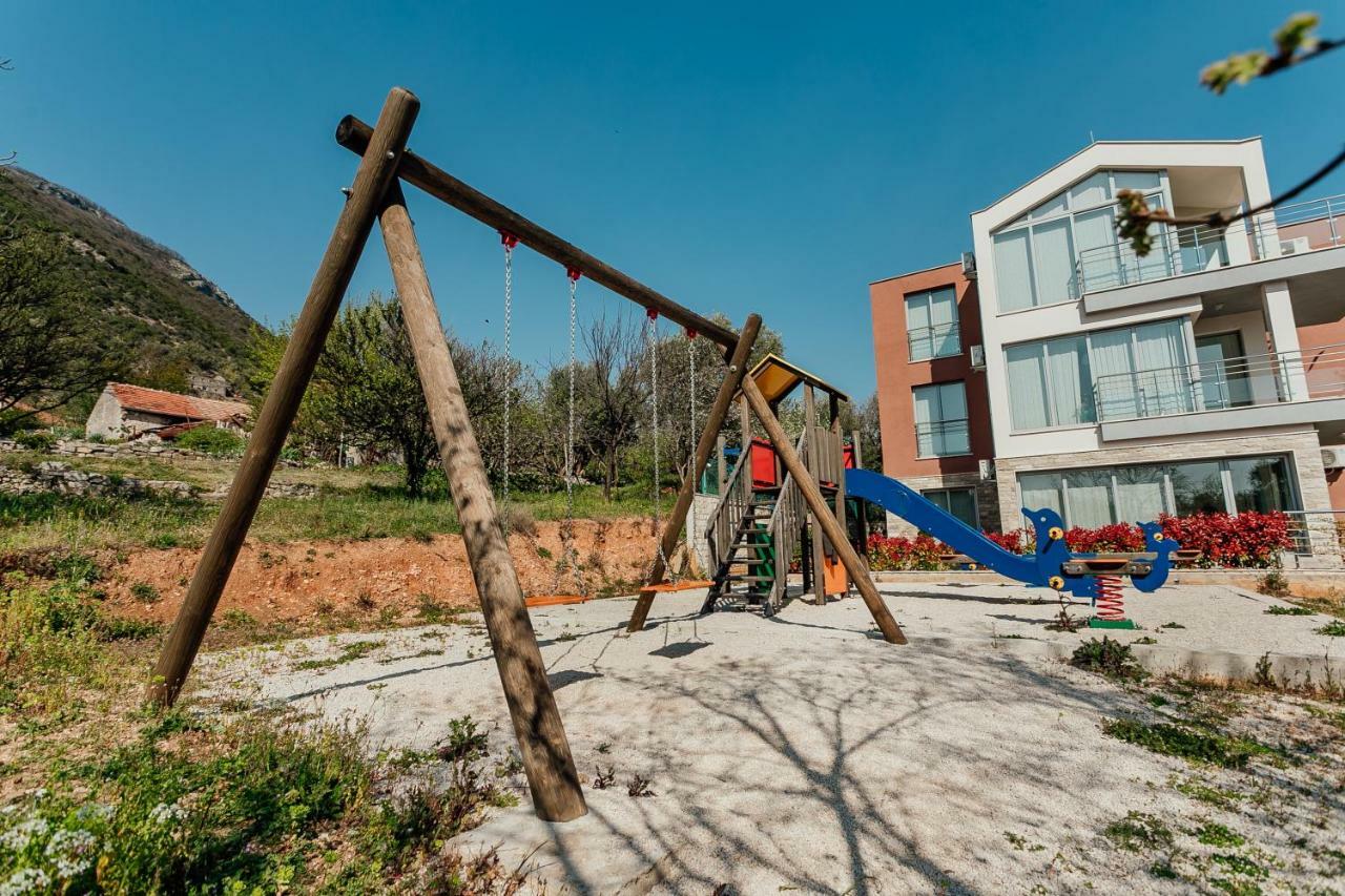 Appartamento Acacia Hill A3 Ðenovići Esterno foto