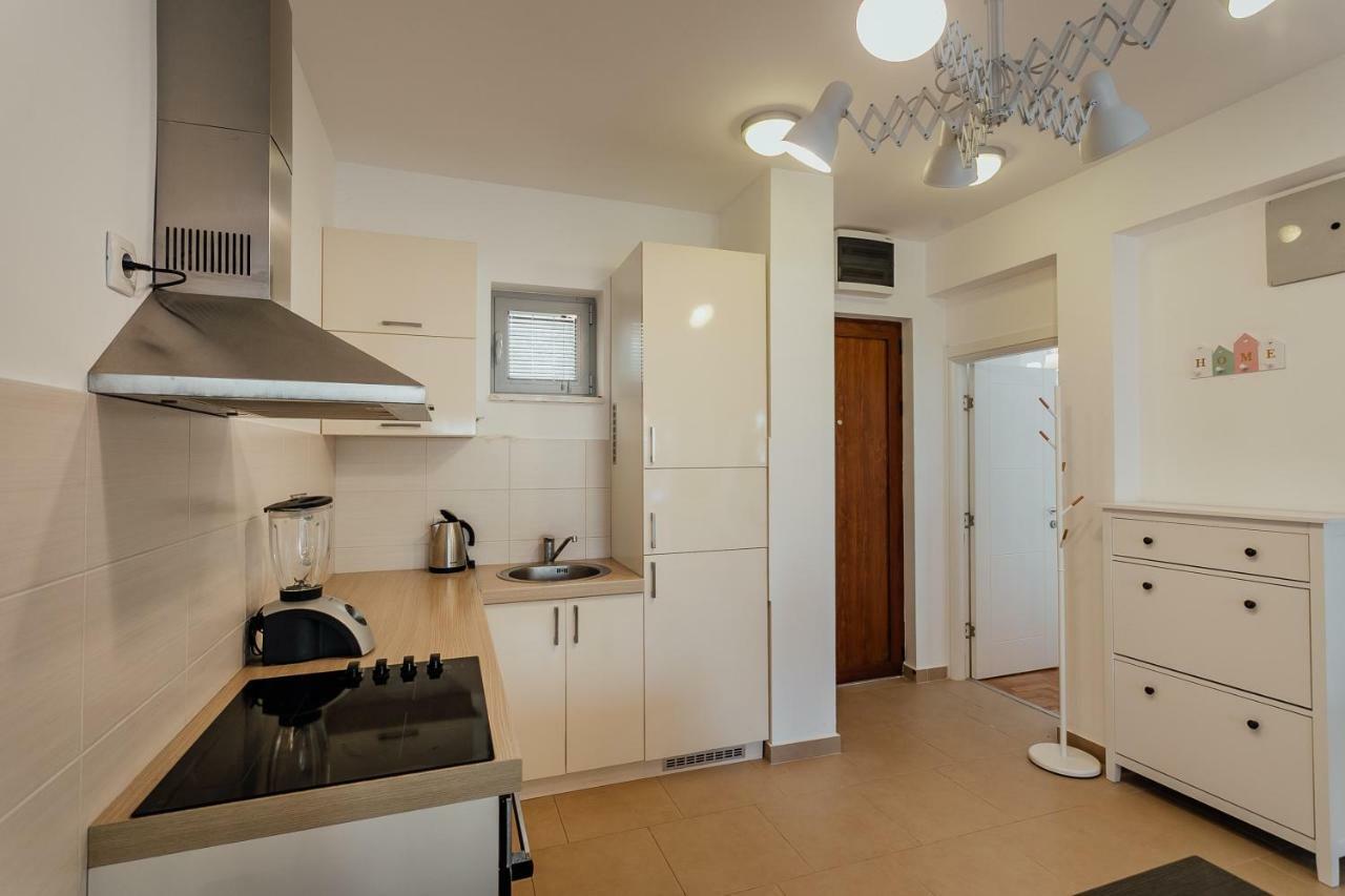 Appartamento Acacia Hill A3 Ðenovići Esterno foto