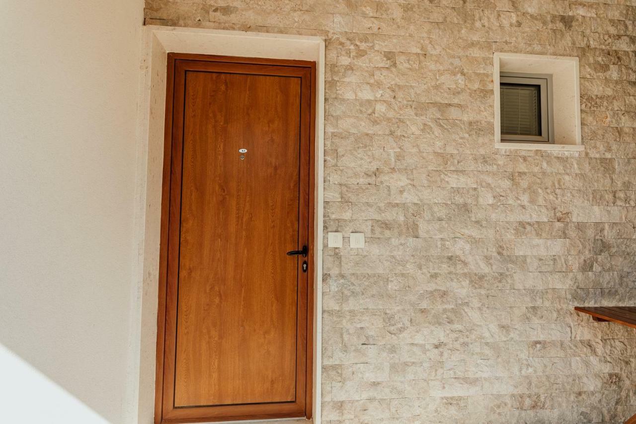 Appartamento Acacia Hill A3 Ðenovići Esterno foto