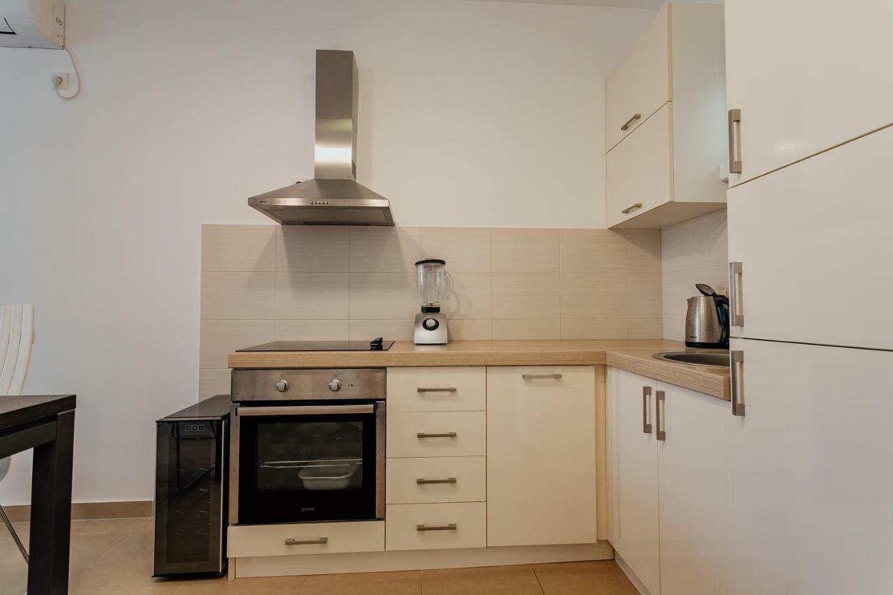 Appartamento Acacia Hill A3 Ðenovići Esterno foto